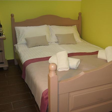 Hotel Pod Herbem -Pokoje Ozonowane Bialystok Bilik gambar