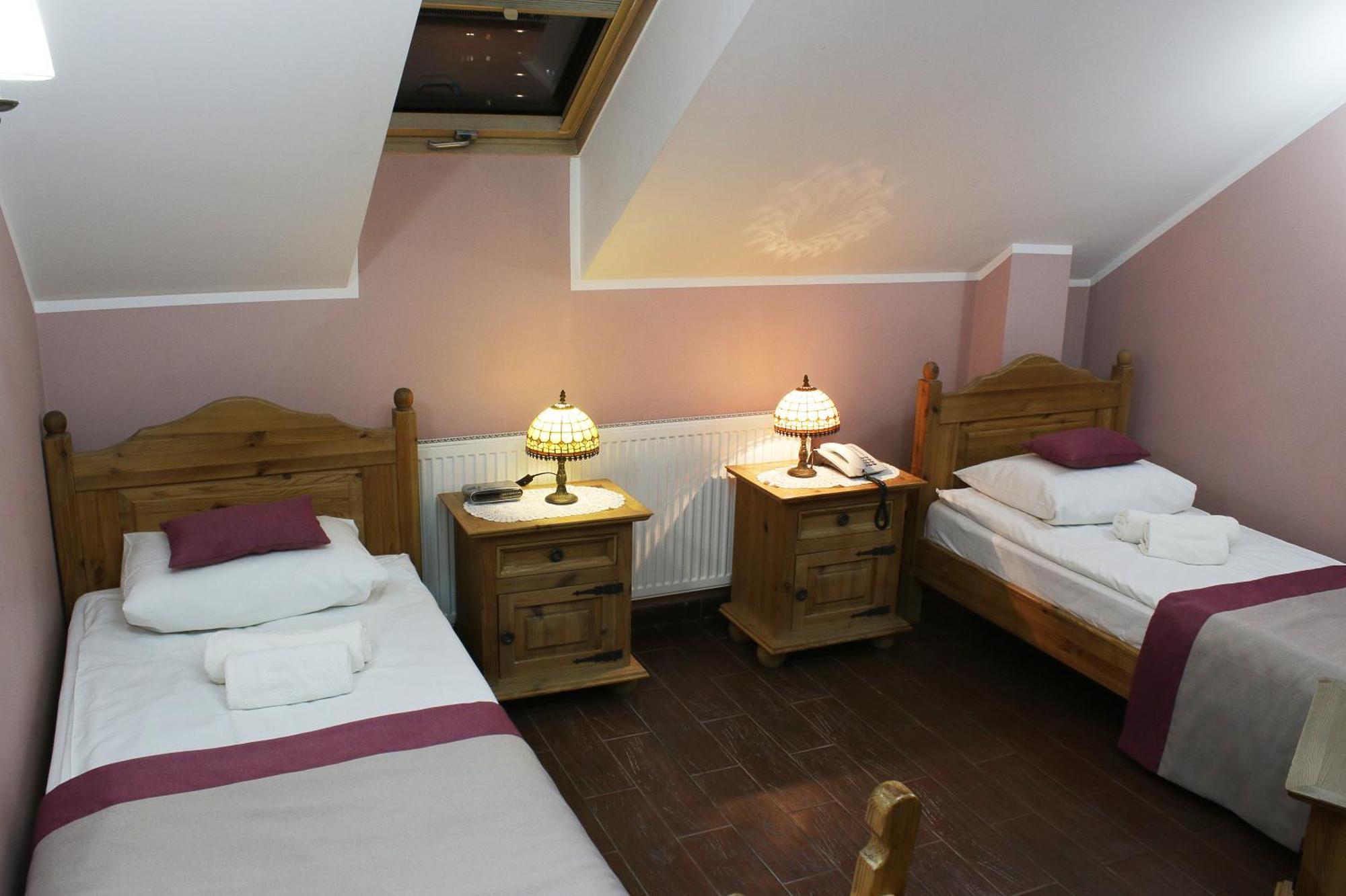 Hotel Pod Herbem -Pokoje Ozonowane Bialystok Bilik gambar