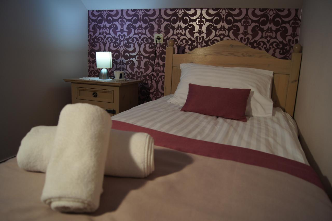 Hotel Pod Herbem -Pokoje Ozonowane Bialystok Bilik gambar